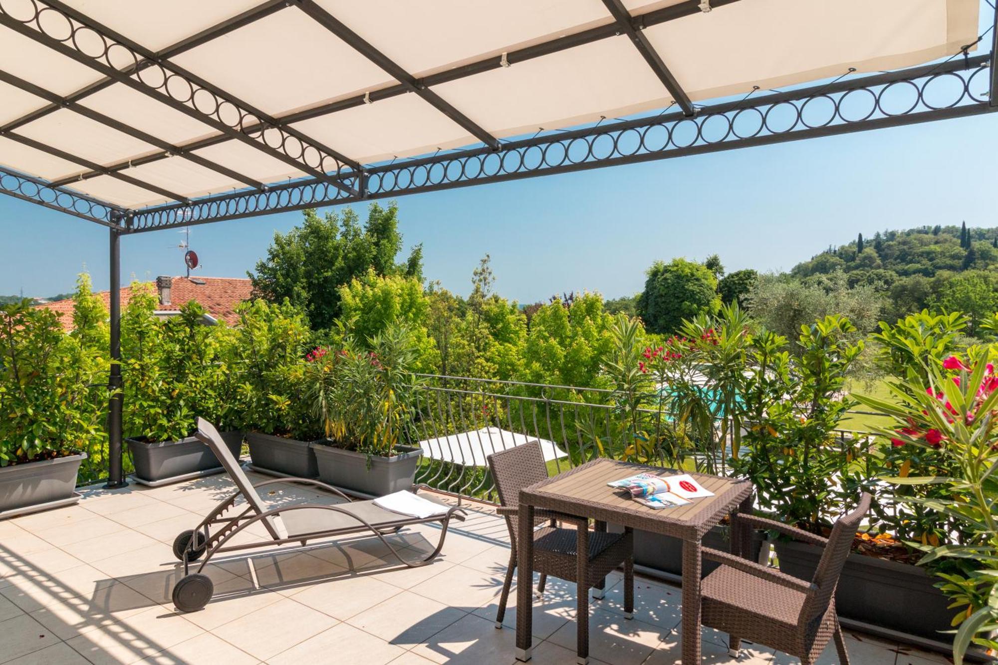 Agriturismo Corte Aurea Дезенцано-дель-Гарда Экстерьер фото